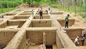 கீழடியில் மீன் சின்னம் பொறிக்கப்பட்ட வெள்ளி நாணயம்